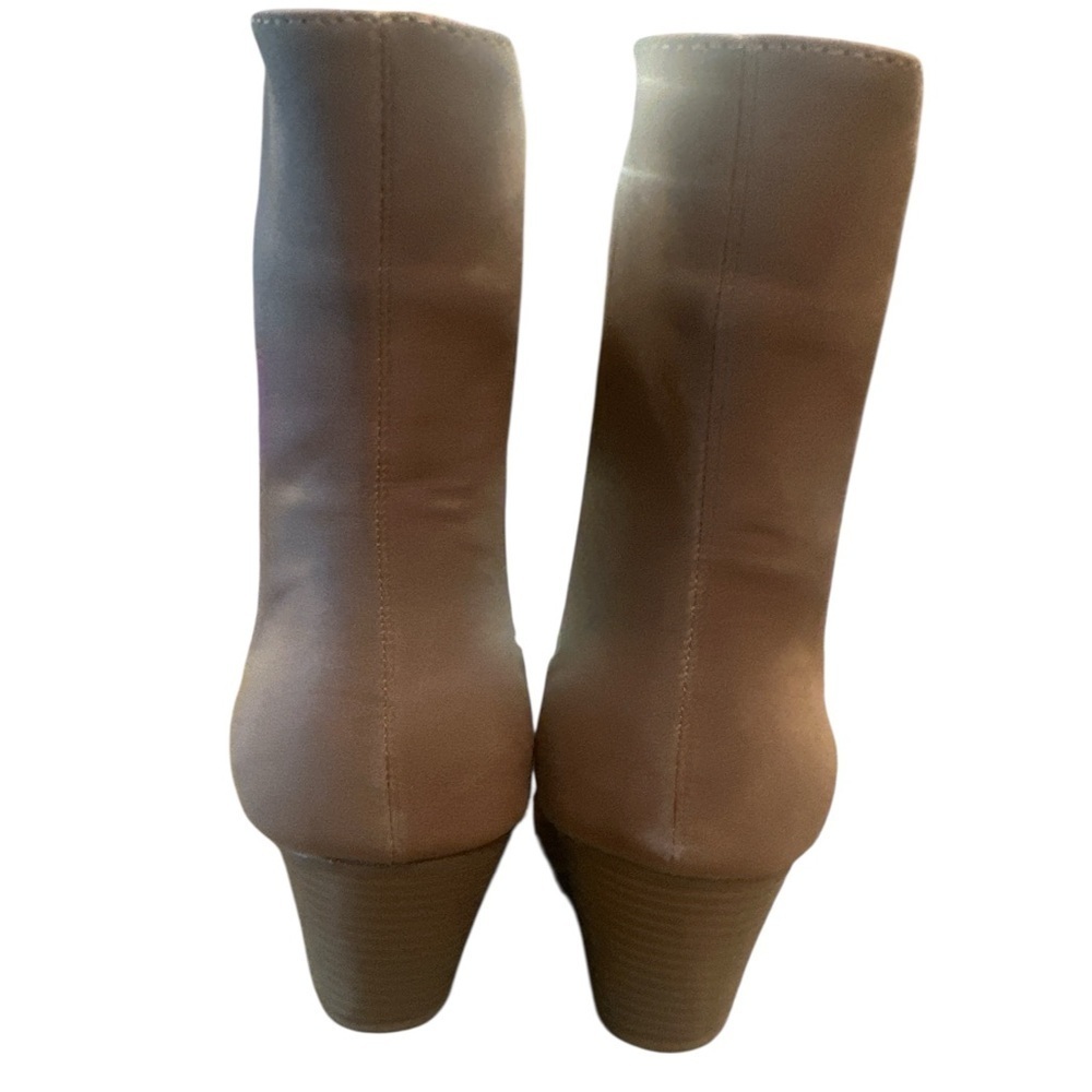 Forever Rivers Suede Ankle Boots Size 10 Tan Pull On Pointed Toe Block Heel - Picture 8 of 13